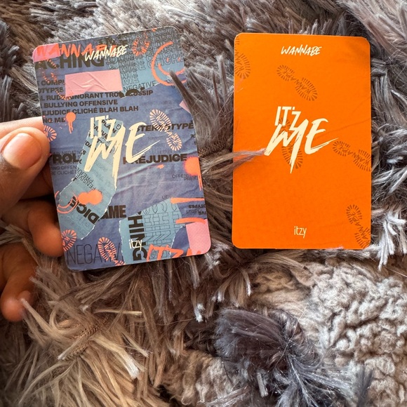 Itzy Album “Wannabe” Blue Ver. - Picture 10 of 12